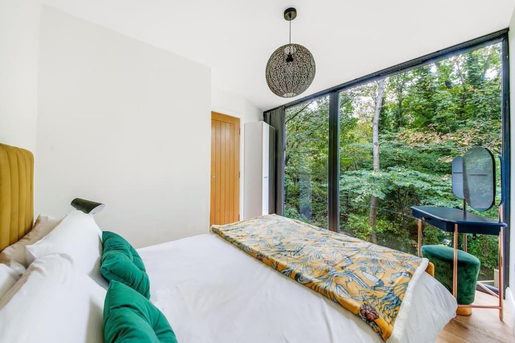 הוילה Mytholmroyd The Keep At Castlegate - Luxury Detached Retreat In Cragg Vale, Hebden Bridge מראה חיצוני תמונה